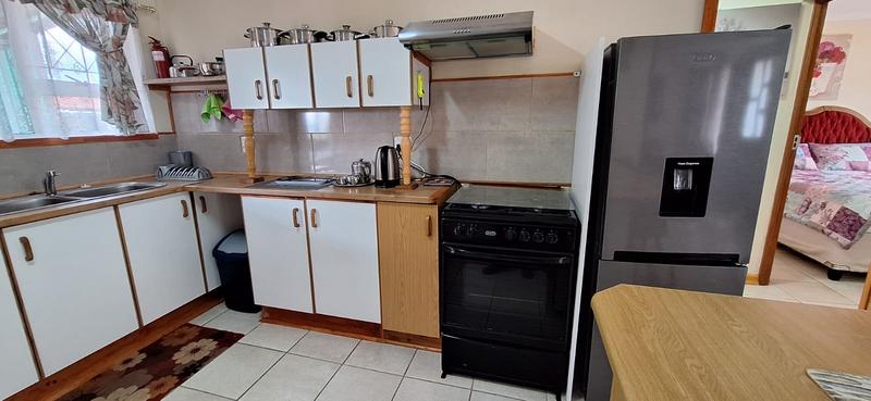 To Let 2 Bedroom Property for Rent in Fraaiuitsig Western Cape